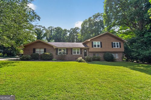 2197 Valley Creek Cir, Snellville, GA, 30078-2553 | Card Image