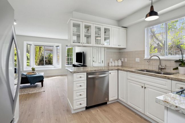 217 W 18 Th Street, Home with 3 bedrooms, 2 bathrooms and 2 parking in North Vancouver BC | Image 9