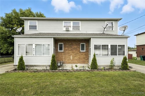 6018 Devlin Ave, Niagara Falls, NY, 14304-3128 | Card Image