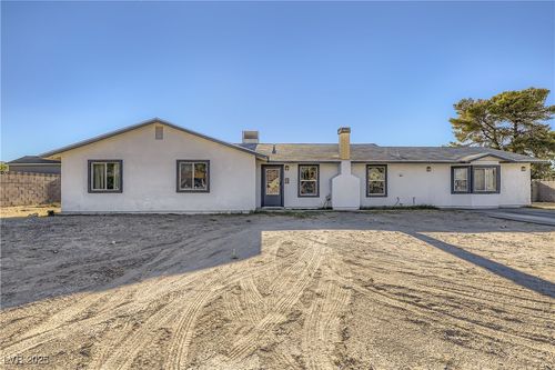 7939 Wishing Well Rd, Las Vegas, NV, 89123-2016 | Card Image