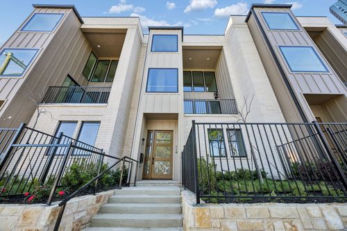 118 S Church St, Mckinney, TX, 75069-4454 | Card Image