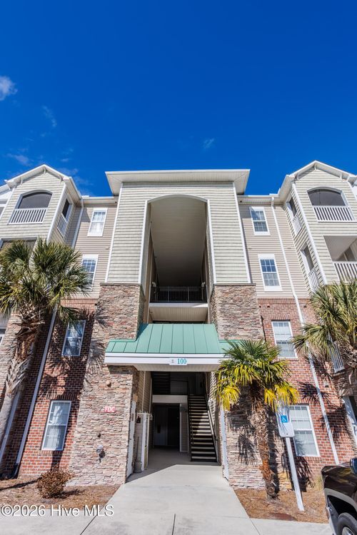 unit-126-100 -126 Gateway Condos Dr, Surf City, NC, 28445-7925 | Card Image