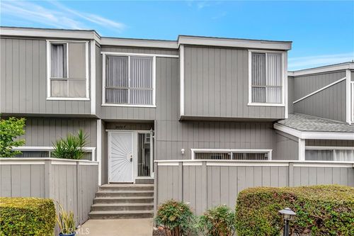 unit-f-2670 W Segerstrom Ave, Santa Ana, CA, 92704-6554 | Card Image