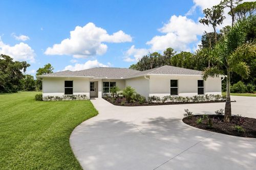 39251 County Road 439, Umatilla, FL, 32784-7529 | Card Image