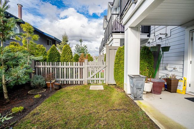 5 - 21688 52 Avenue, Townhouse with 3 bedrooms, 2 bathrooms and 2 parking in Langley BC | Image 19