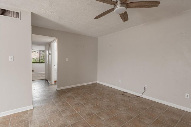 APT-2 - 1329 Windsor St, Home with 2 bedrooms, 1 bathrooms and null parking in Huntsville TX | Image 7