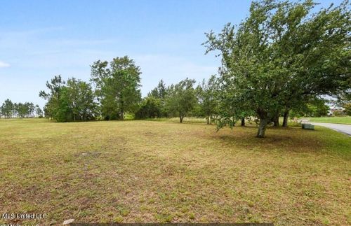 108 Sea Oaks Blvd, Long Beach, MS, 39560-5841 | Card Image