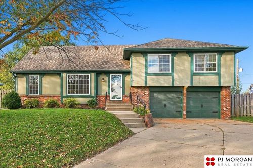 9732 Jaynes Circle, Omaha, NE, 68134 | Card Image