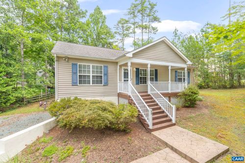 28 Lafayette Dr, PALMYRA, VA, 22963-2932 | Card Image