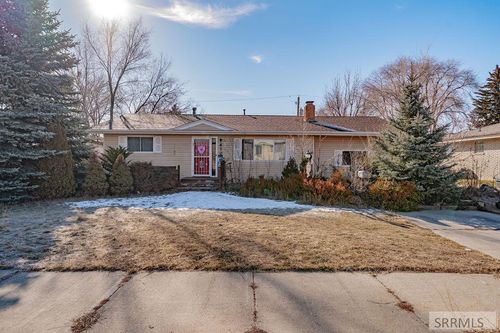 670 Garfield Street, Idaho Falls, ID, 83401 | Card Image