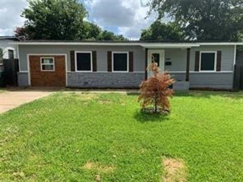 2117 N Hickory St, Sherman, TX, 75092-2731 | Card Image