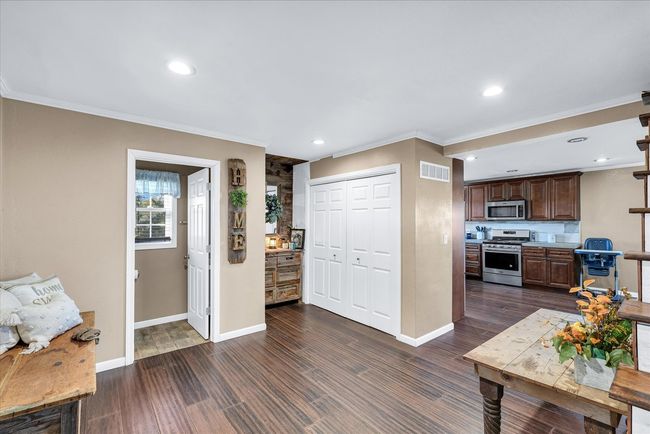601 E Washington St, House other with 3 bedrooms, 3 bathrooms and 4 parking in Loda IL | Image 9