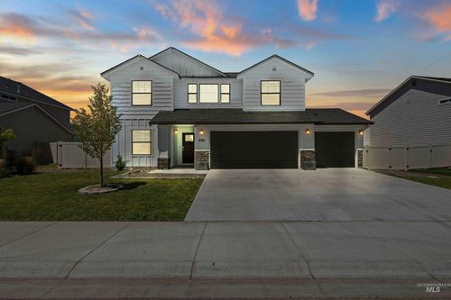530 W Screech Owl Dr, Kuna, ID, 83634-5636 | Card Image