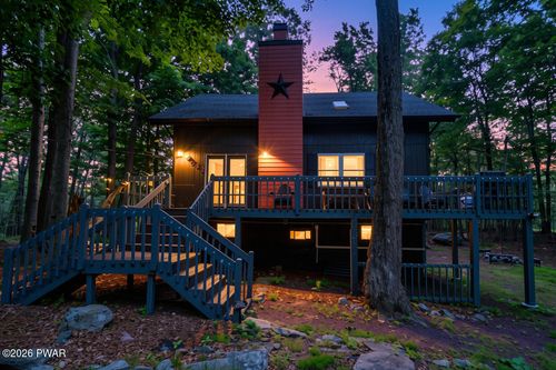 9688 Stony Hollow Dr, Tobyhanna, PA, 18466-3863 | Card Image