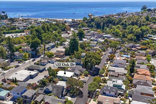 522 Oak Dr, Capitola, CA, 95010-2871 | Card Image
