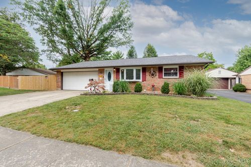 221 Mills Pl, New Lebanon, OH, 45345-1517 | Card Image