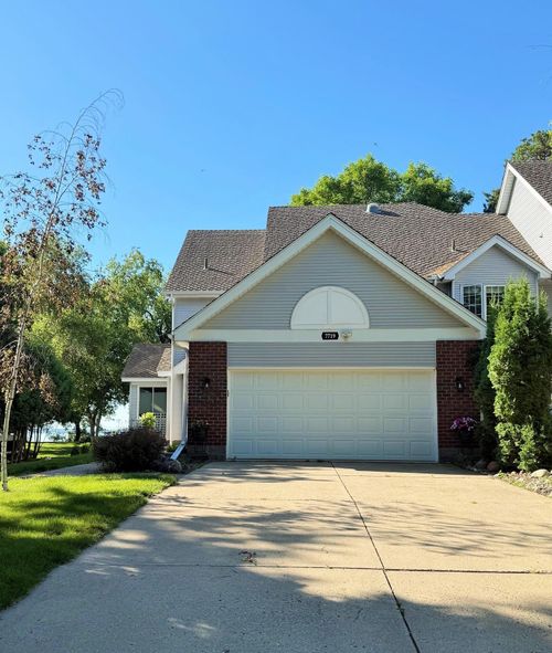 7719 N Shore Dr, Spicer, MN, 56288-9678 | Card Image