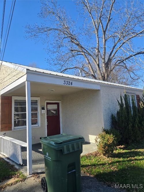 3324 W Tuskegee Cir, Montgomery, AL, 36108-4042 | Card Image