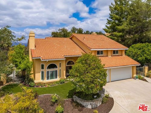 22400 Calipatria Drive, Calabasas, CA, 91302 | Card Image