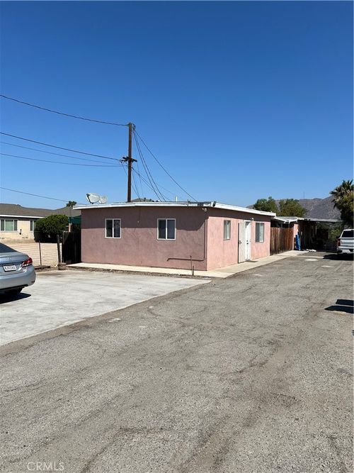 22120 Sherman Ave, Moreno Valley, CA, 92553-8268 | Card Image