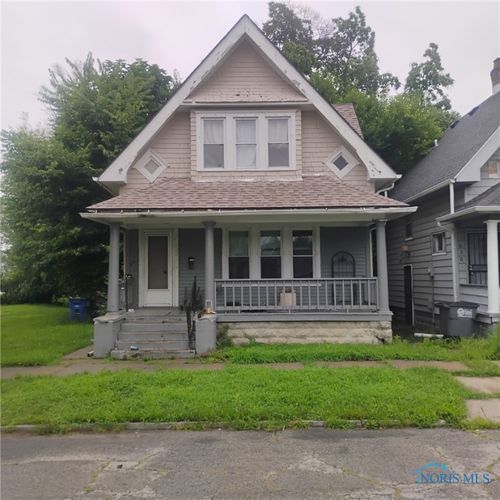 632 Highland Ave, Toledo, OH, 43610-1142 | Card Image