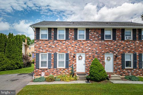 7 Rosemont Ct, PALMER, PA, 18045-5254 | Card Image