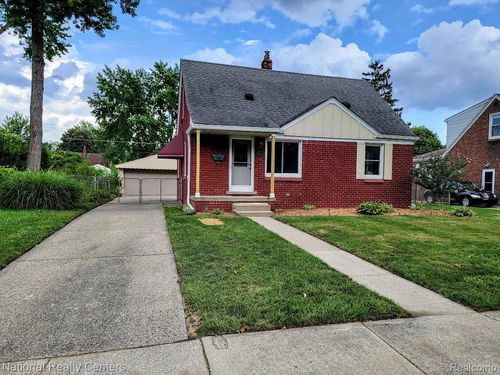 9968 Cavell St, Livonia, MI, 48150-3222 | Card Image