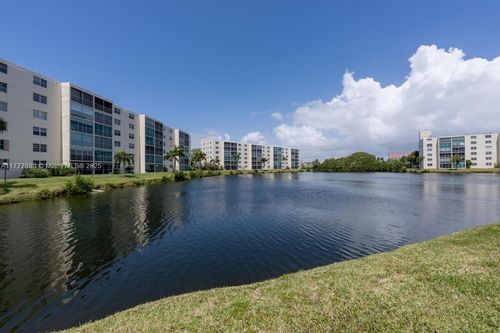 apt-507-101 Se 3rd Ave, Dania Beach, FL, 33004-3752 | Card Image