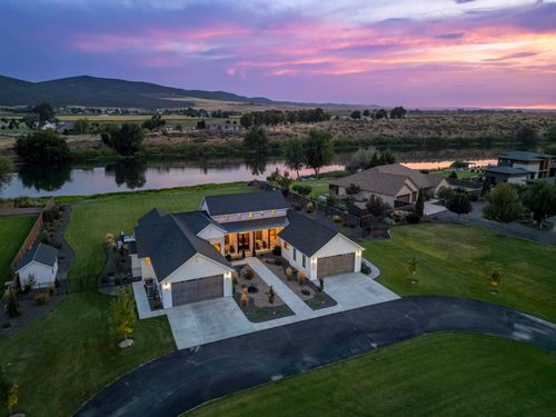 175407 Rivers Edge Dr, Prosser, WA, 99350-8712 | Card Image