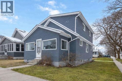 463 Confederation St, Sarnia, ON, N7T2B5 | Card Image
