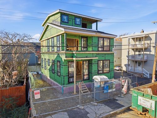 24 Newell St, Cambridge, MA, 02140-2631 | Card Image