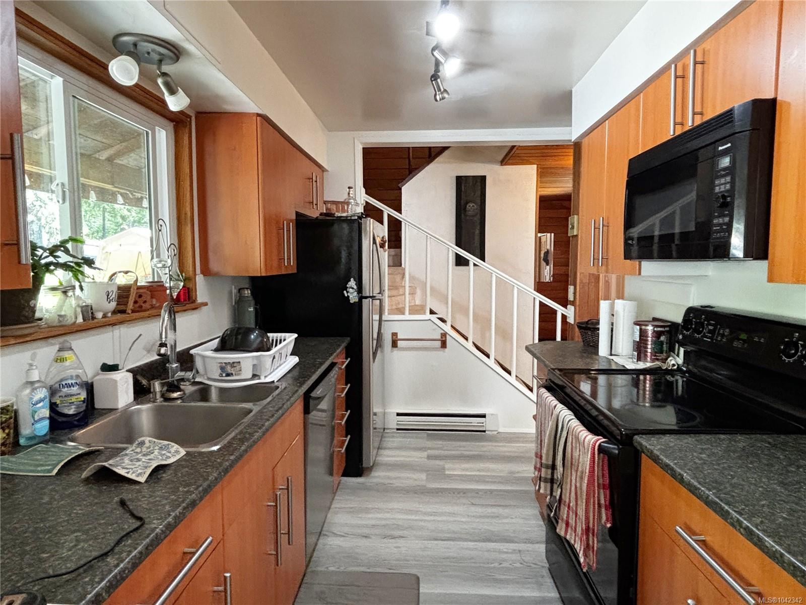 Residential in Gold River 2