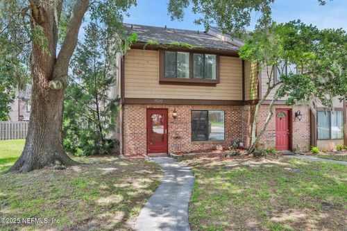 7020 Prestwick Cir N, JACKSONVILLE, FL, 32244-5770 | Card Image