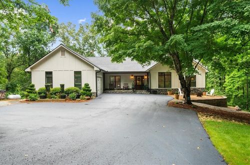 9040 Walnut Cove Ct, Gainesville, GA, 30506-4808 | Card Image