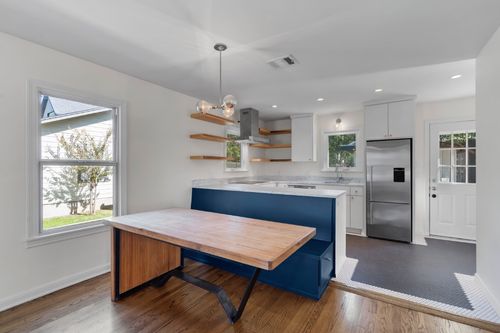 a-5315 Grover Ave, Austin, TX, 78756-2112 | Card Image