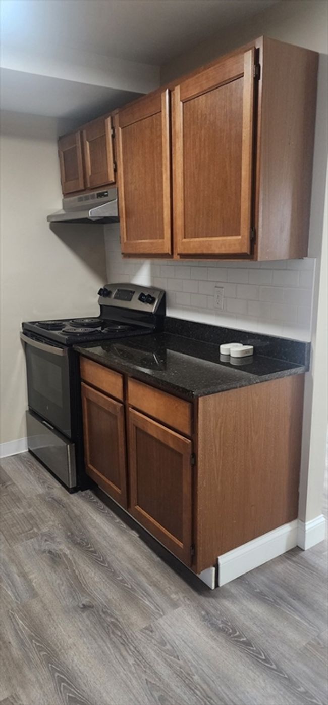 AUTUMN - 1 Samoset Ave, Condo with 1 bedrooms, 1 bathrooms and 1 parking in Mansfield MA | Image 4