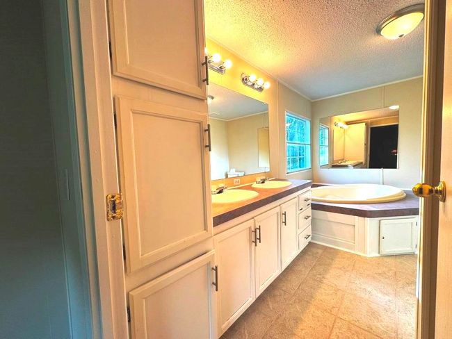 2174 Castleton Rd, House other with 3 bedrooms, 2 bathrooms and null parking in Max Meadows VA | Image 27