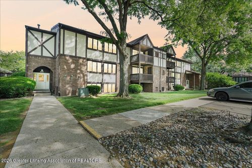 76-6165 E Innkeepers Court, East Lansing, MI, 48823 | Card Image
