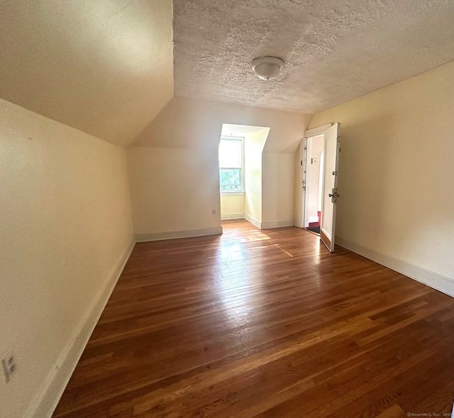 APT-3R - 512 Townsend Ave, Home with 1 bedrooms, 1 bathrooms and null parking in New Haven CT | Image 5