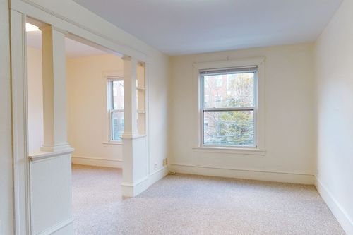 apt-4-34 Crescent St, Waltham, MA, 02453-4319 | Card Image
