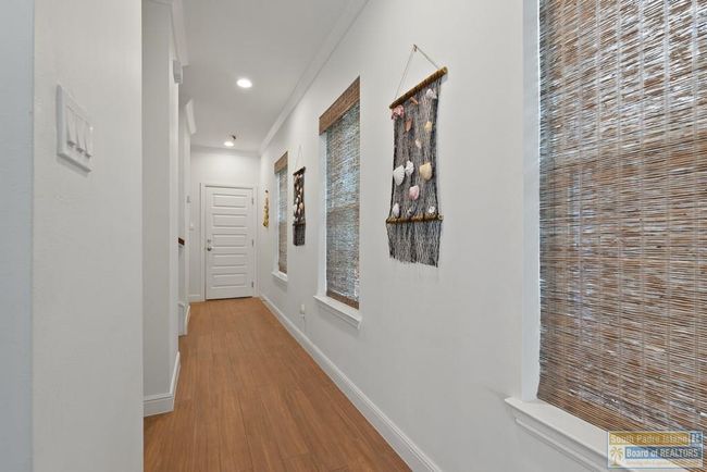 A - 212 W Acapulco St, Townhouse with 3 bedrooms, 3 bathrooms and 2 parking in South Padre Island TX | Image 12