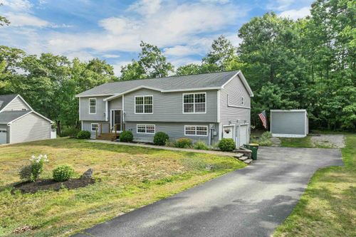 7 Hiltons Ln, Rochester, NH, 03868-8532 | Card Image