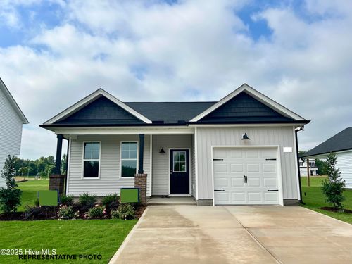 386 Bluejay St, Clayton, NC, 27520-3865 | Card Image