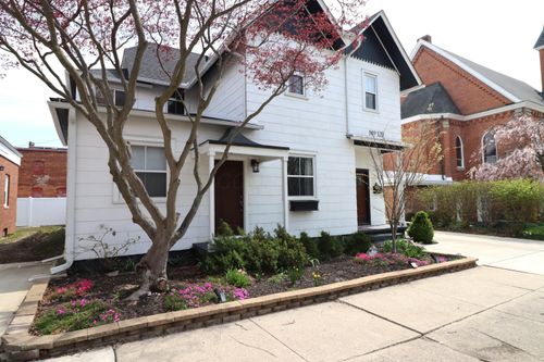 120 S Court St, Marysville, OH, 43040-1545 | Card Image