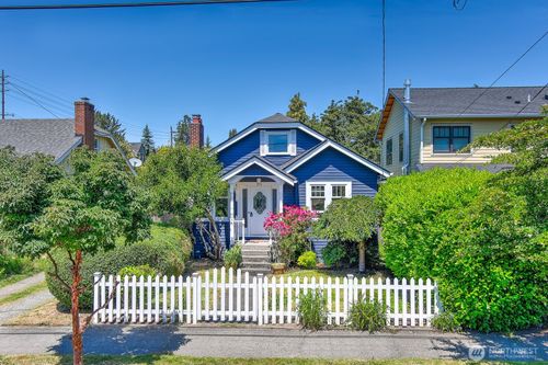 814 Ne 80th St, Seattle, WA, 98115-4210 | Card Image