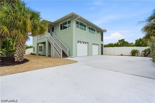 48 Fairview Blvd, FORT MYERS BEACH, FL, 33931-4565 | Card Image