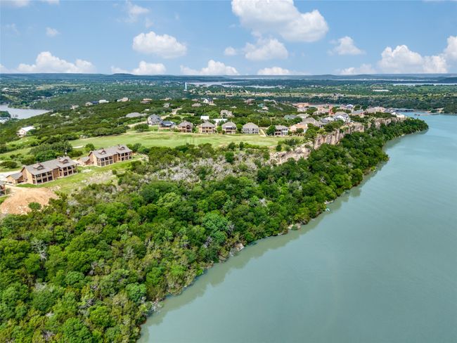 101 Eagle Pt, Condo with 2 bedrooms, 2 bathrooms and null parking in Graford TX | Image 28