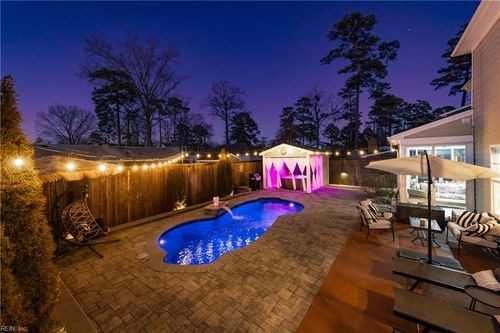 825 Greensboro Ave, Virginia Beach, VA, 23451-4730 | Card Image