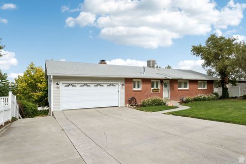 4702 S 3075 E, Holladay, UT, 84117-5892 | Card Image