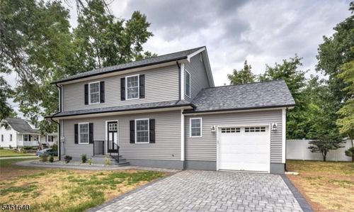 800 Drake Ave, Middlesex, NJ, 08846-2144 | Card Image